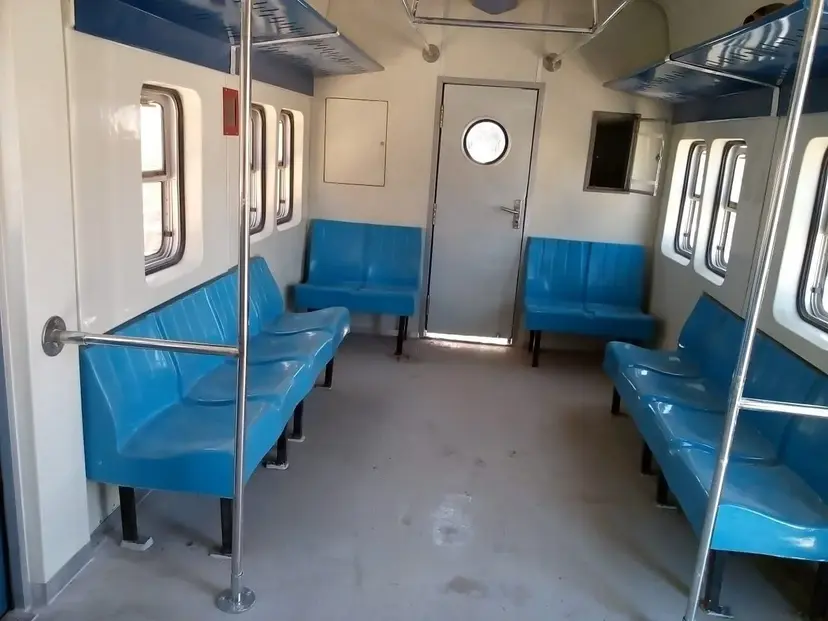 المكونات الداخلية  لعربات المترو و القطارات | مقاعد و تجاليد داخليه    