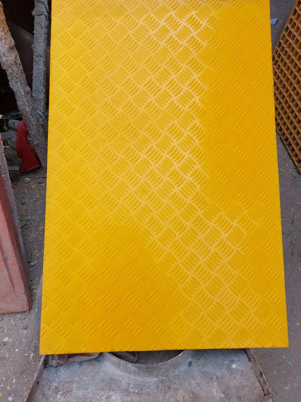 ألواح شكر بليت FRP ثقيلة | للمناطق النفطية، البحرية، والأحمال العالية